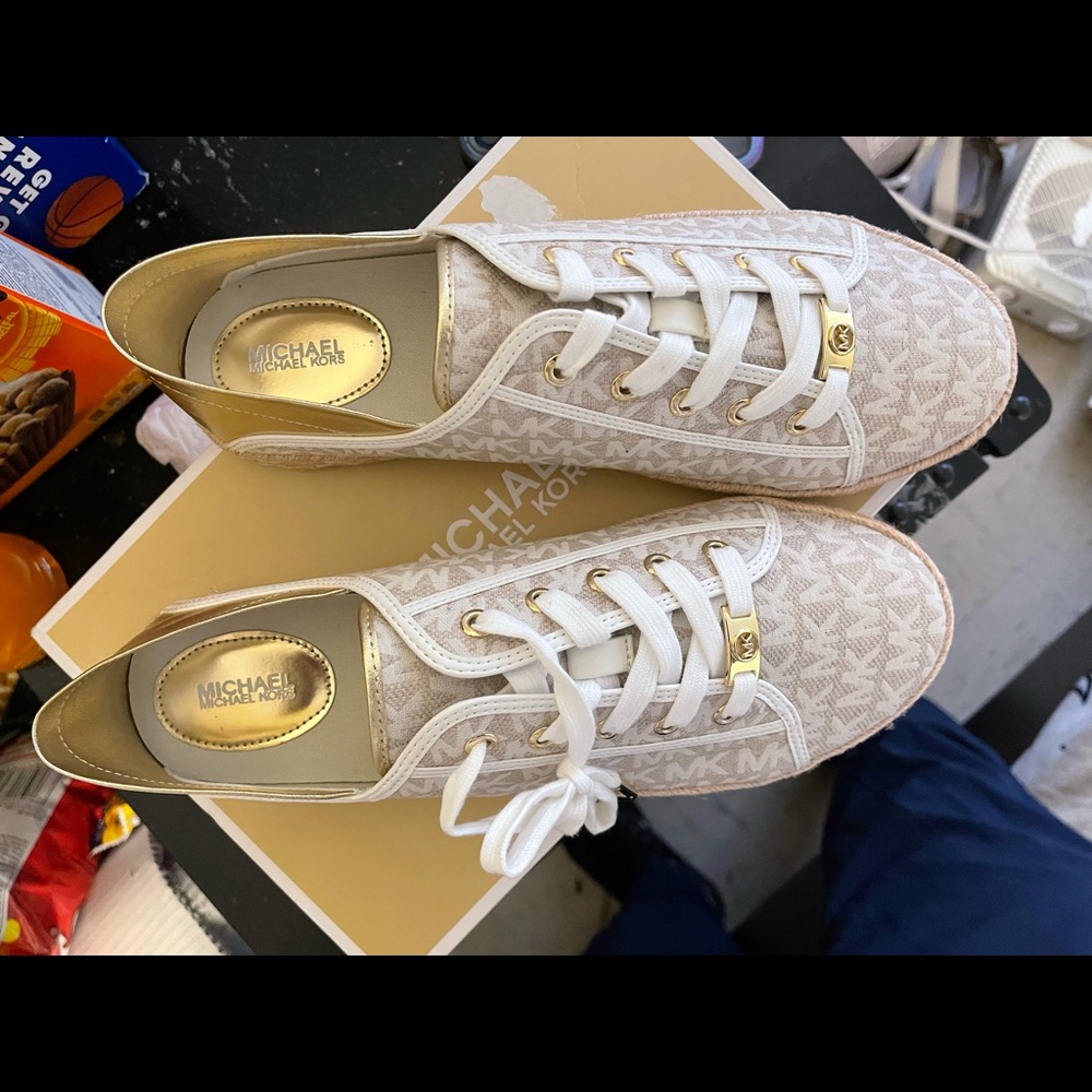 Michael Kors women shoes brand new in box size 11